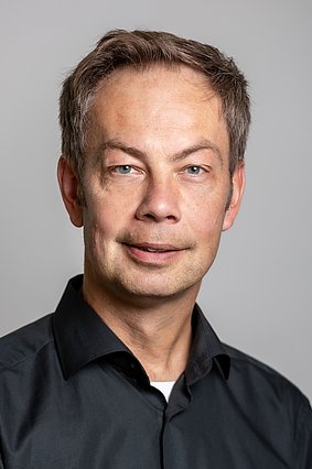 Dr. Michael Bendorf 